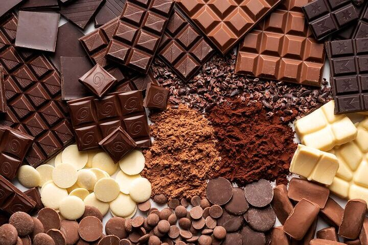 Tabletas de diferentes tipos de chocolate